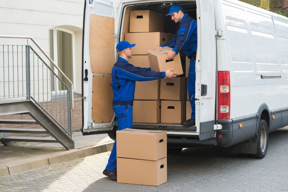 What You Need to Know About Hiring Movers for Your Long-distance Move
