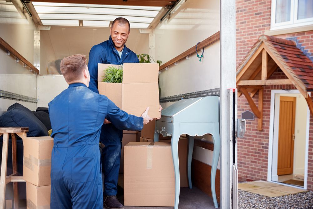 Preparing for a Smooth Move: Tips and Tricks from Professional Movers