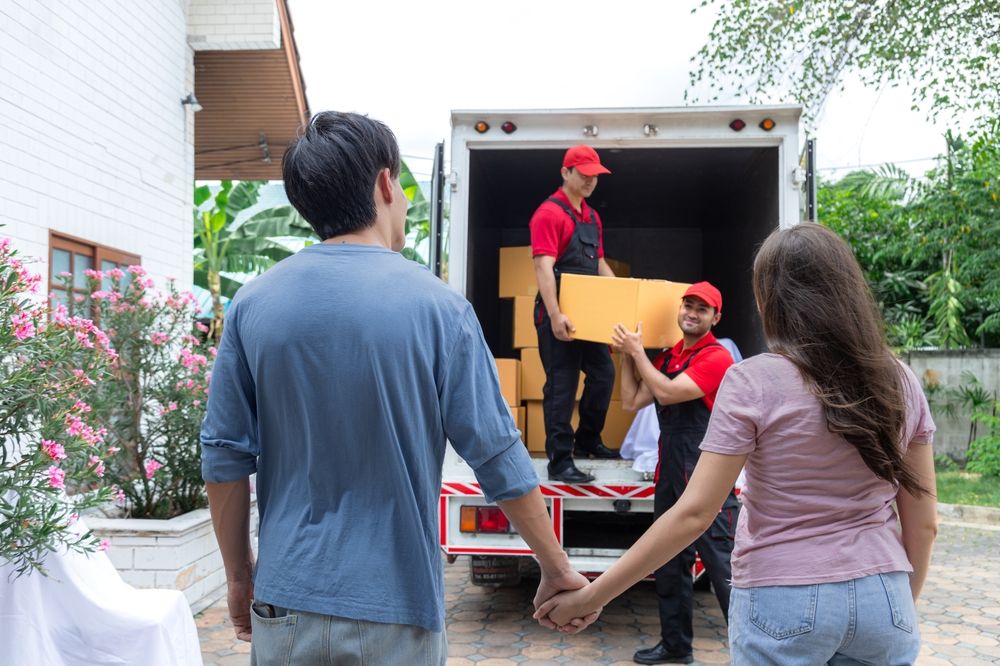 Choosing the Right Professional Mover for Your Needs: Factors to Consider